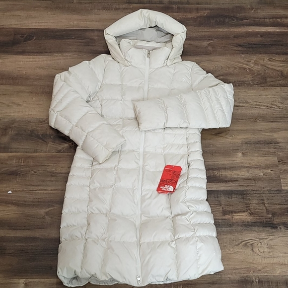 NWT TNF Metropolis Parka 2 - Picture 2 of 5